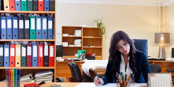 Material de oficina esencial: el kit básico para empresas