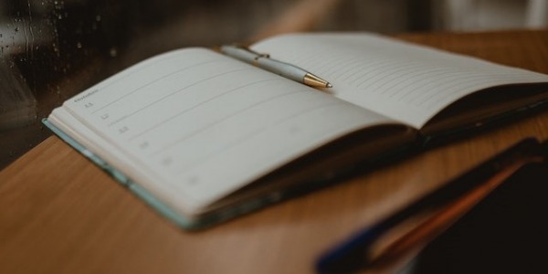 ¿Qué poner en una agenda?
